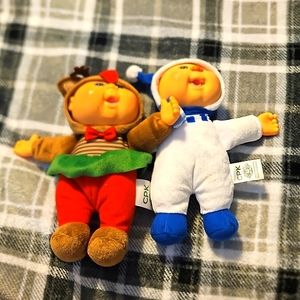 Cabbage patch kids dolls